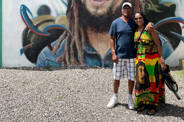 Mausoleo de Bob Marley a nueve millas de Occh Rios