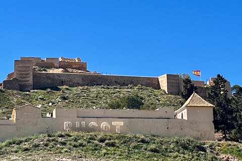 Alicante: Canelobre Caves and Busot - Car Transfer