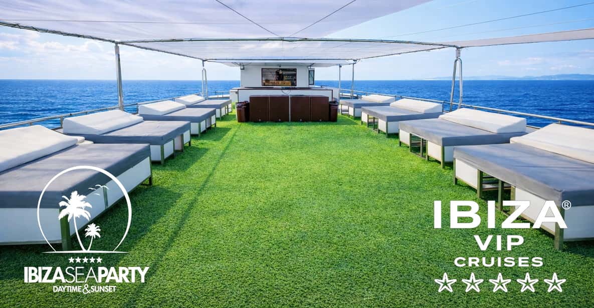 Afbeelding 71 van Ibiza: VIP-feest op een catamaran met DJ, open bar, paella en discotheken