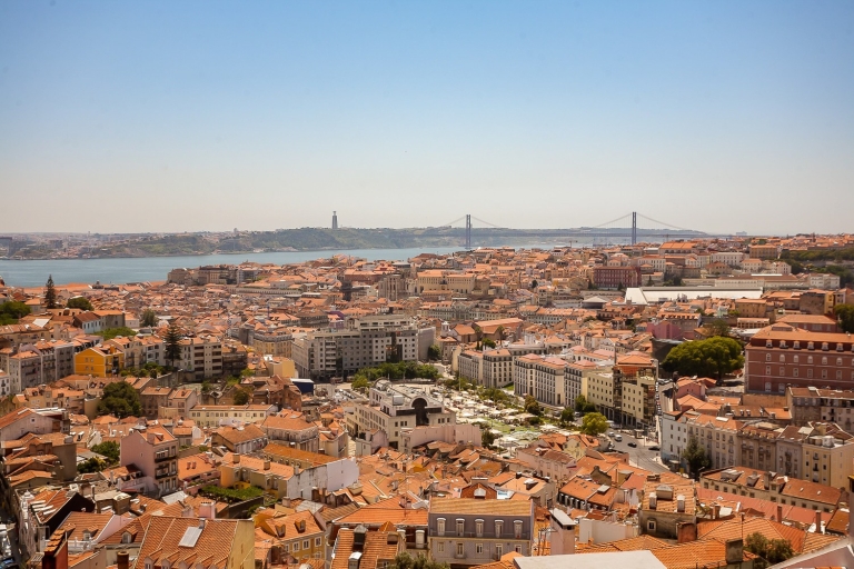 Lissabon: ritje met tram 28 & wandeltourStandaardoptie