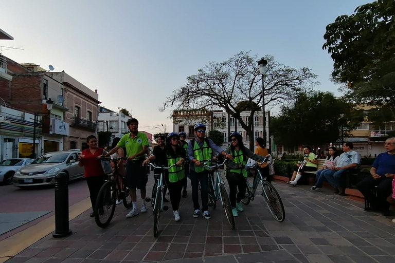 León: Historic downtown City Tour