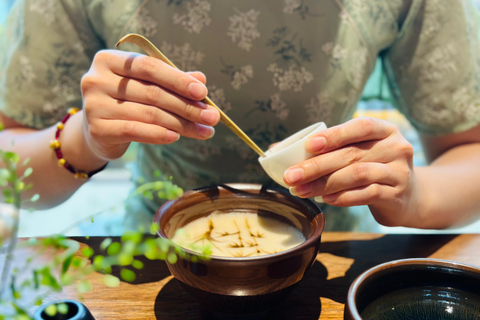 Shanghai: Chinese Tea Ceremony Experience