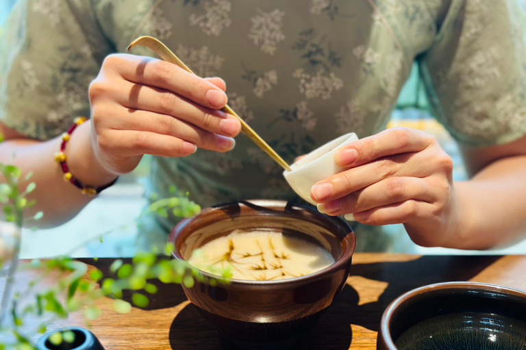 Shanghai: Chinese Tea Ceremony Experience