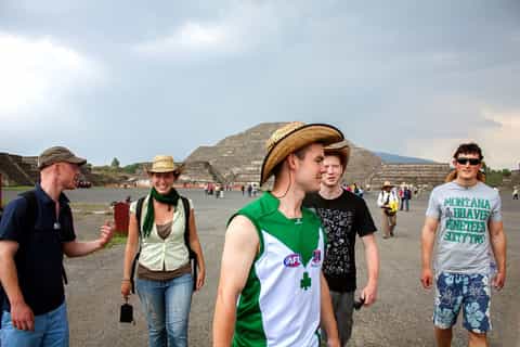 Mexico City: Teotihuacan, Guadalupe Shrine & Tlatelolco Tour