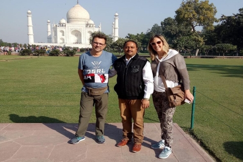 Depuis Delhi : visite du Taj Mahal en train express GatimaanExcursion avec billet de train, déjeuner, billets pour les monuments, guide, voiture