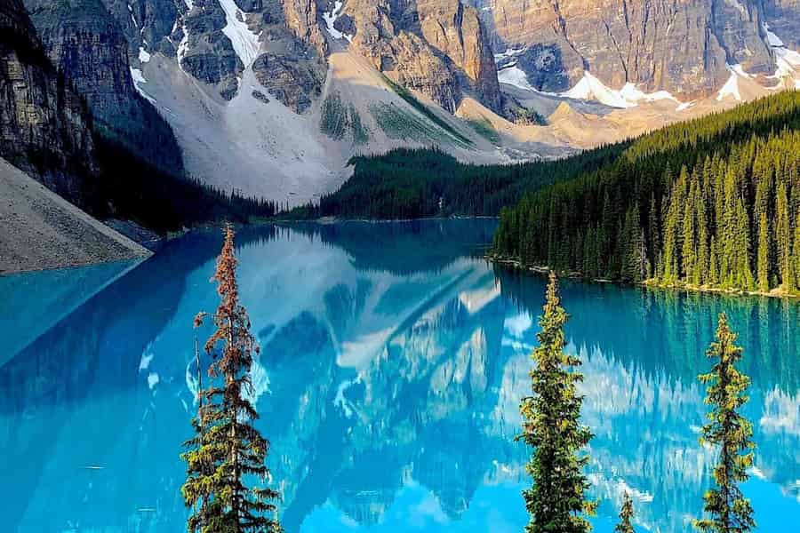 Banff: Lake Louise, Moraine, Emerald Lake & Johnston Canyon. Foto: GetYourGuide