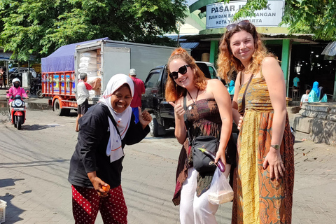 Yogyakarta: clase de cocina con visita al mercado y servicio de recogida del hotelClase de cocina con servicio de recogida del hotel
