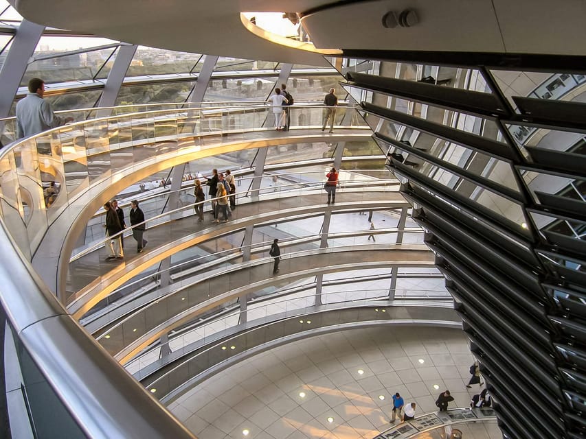 Berlin: Plenary Chamber, Dome & Government District Tour