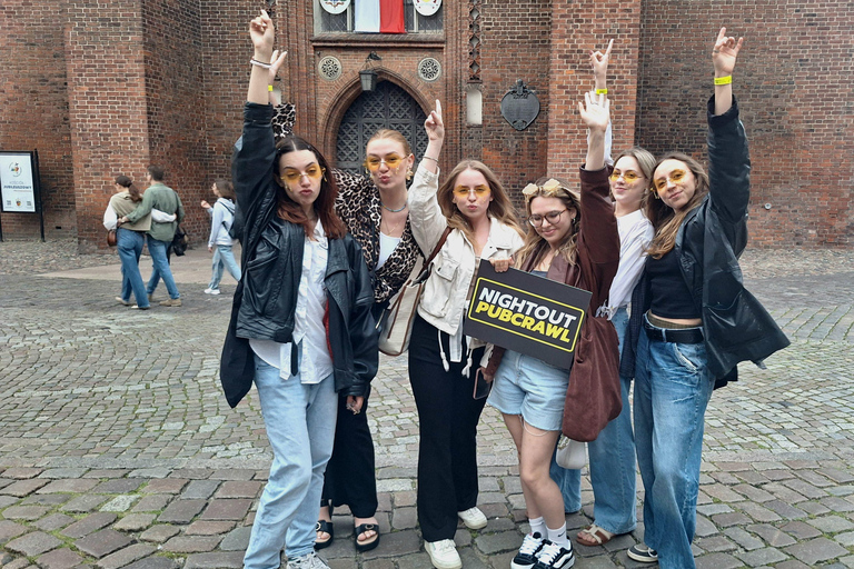 Gdańsk: Private Pub Crawl for Bachelor/Bachelorette Party