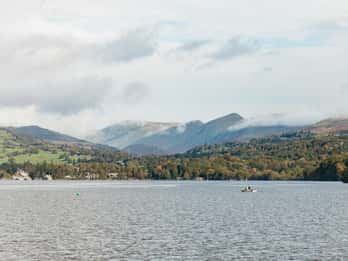De Manchester: Excursão de autocarro a Lake District e cruzeiro guiado por Windermere