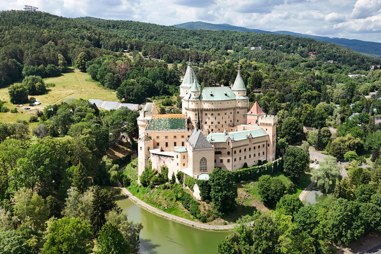 Bratislava: Bojnice Castle & Banská Štiavnica Guided Tour