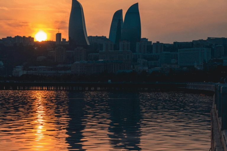 Baku: Tour guidato della Piccola Venezia e del Museo del Tappeto