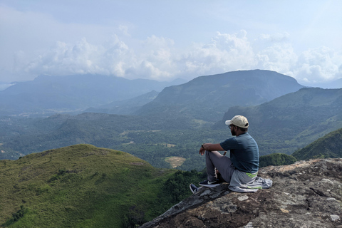 Da Kandy: escursione alle cime gemelle di Kanawiddagala e YahangalaDa Kandy: escursione alle due cime gemelle di Kanawiddagala e Yahangala