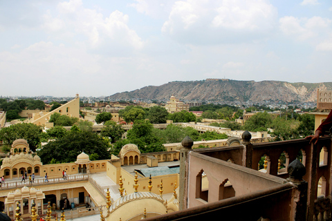 Von Delhi: Jaipur Rundreise mit dem Auto oder dem Superschnellzug.Jaipur Tagestour nur mit Guide