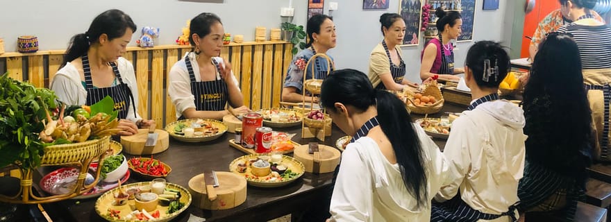 Bangkok : Cours de cuisine d'une demi-journée à l'école de cuisine thaïlandaise Tingly