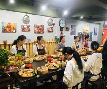 Banguecoque: Tingly Thai Cooking School: aula de culinária de meio dia