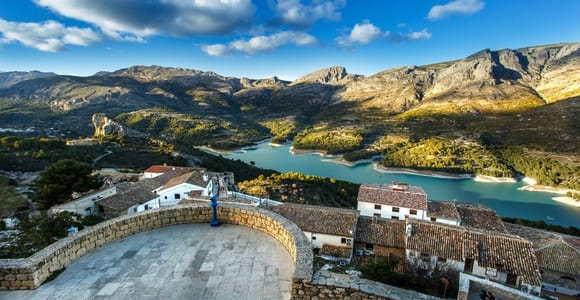 Ab Valencia: Guadalest, Altea & Algar-Wasserfälle – Tagestour