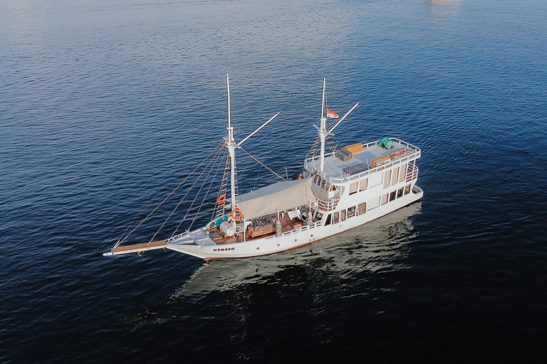 Labuan Bajo: Komodo National Park 3-Day Boat Tour