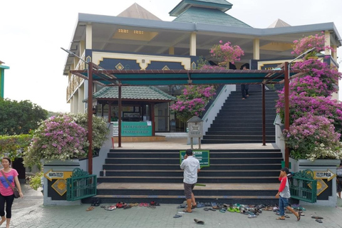 Bali: Puja Mandala, Tanah Barak Beach, & Jimbaran Dinner