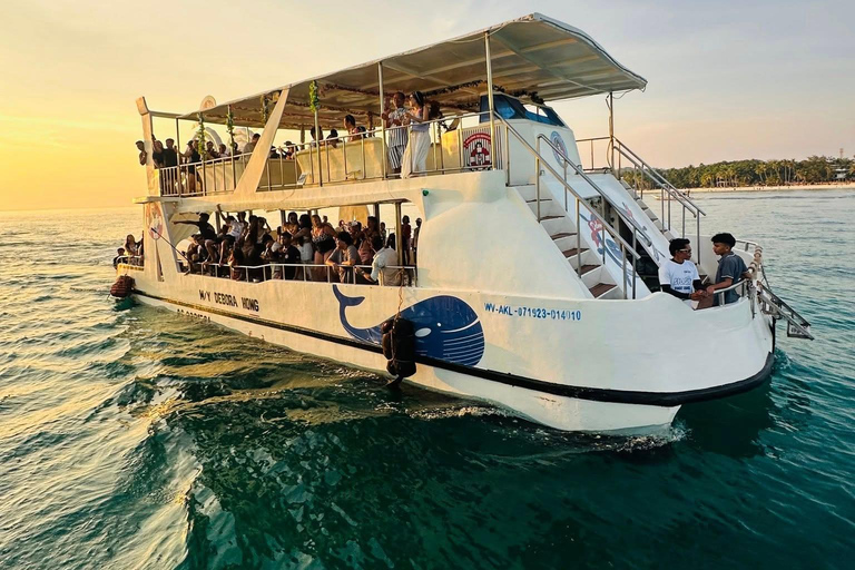 Boracay: Shared Trimaran Ocean Party with Live DJ Onboard