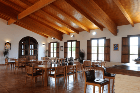 Standard Visit Huerta de Albalá Standard Visit to the Albalá Orchard