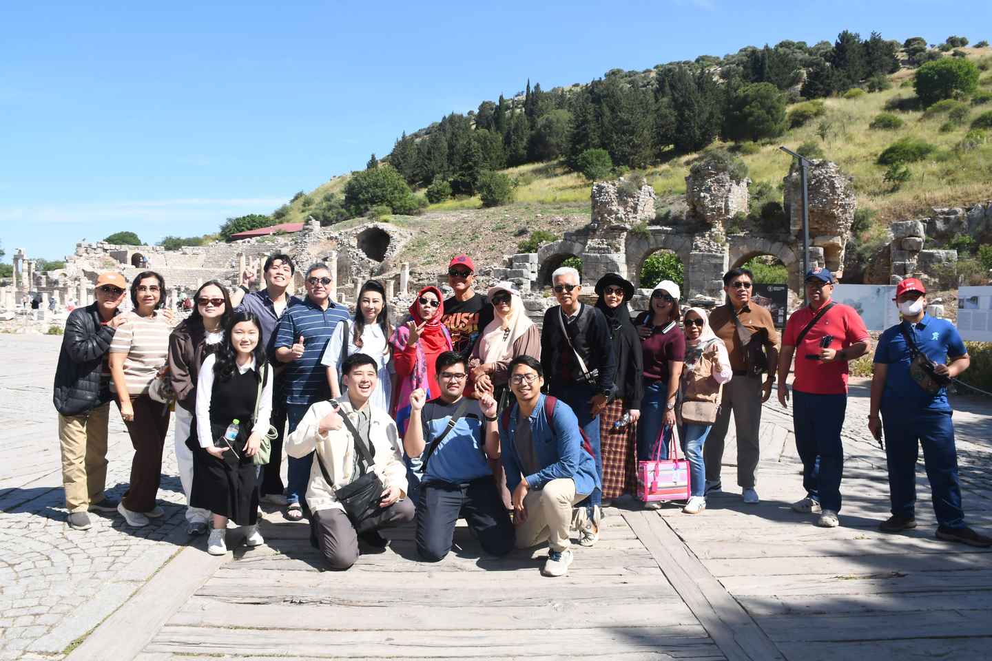 Kusadasi: Ephesus Private Tour with Turkish Bath Experience