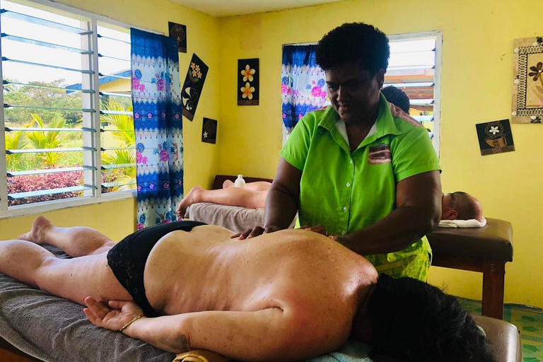 Vattenfallstur, djungelsafari, zipline med lergrop och varma källorEndast biljetter för inträde