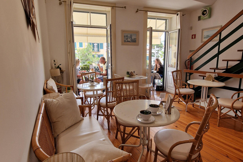 Sunday Stroll in Funchal: Bites and Delights