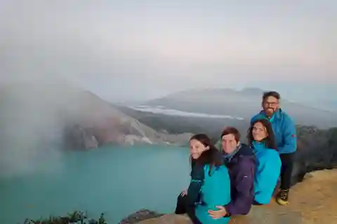 From Malang: Tumpak Sewu, Bromo & Ijen Vulcano All Inclusive