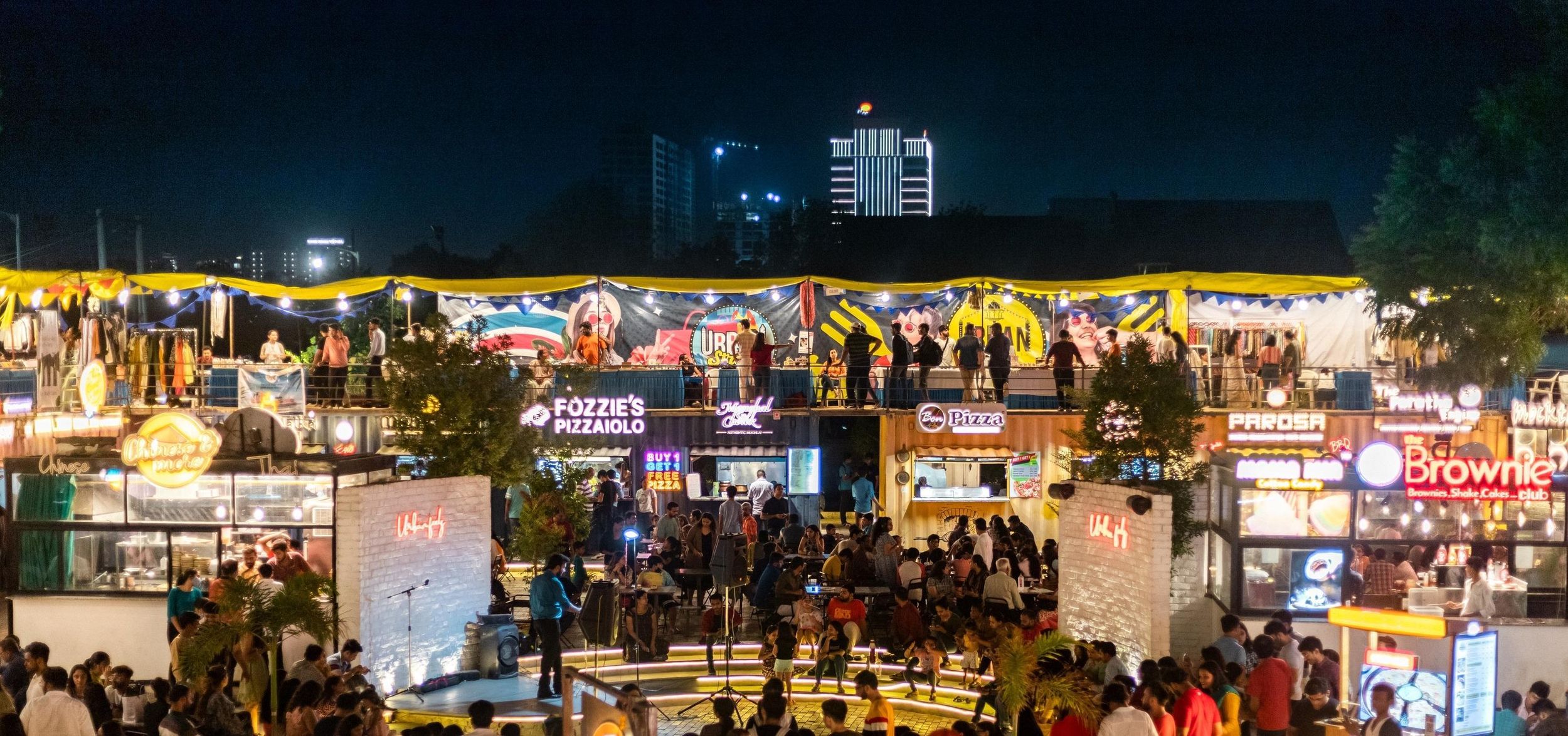 Ahmedabad: Nächtliche Tour mit Lebensmittelverkostung und Marktspaziergang