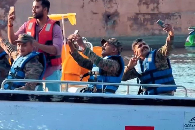Jaipur: Speed Boat, Amber Walking Tour & Sunset with Pickup Speed Boat With Amber Walking Tour