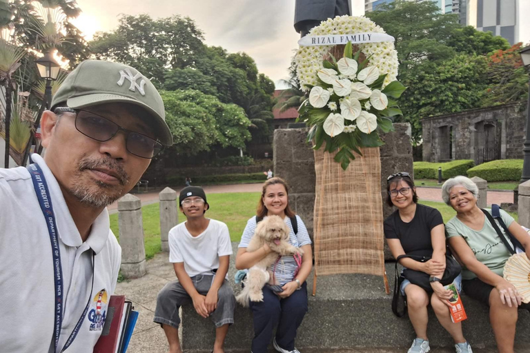 Manila: Intramuros Night Tour with Folklore and History