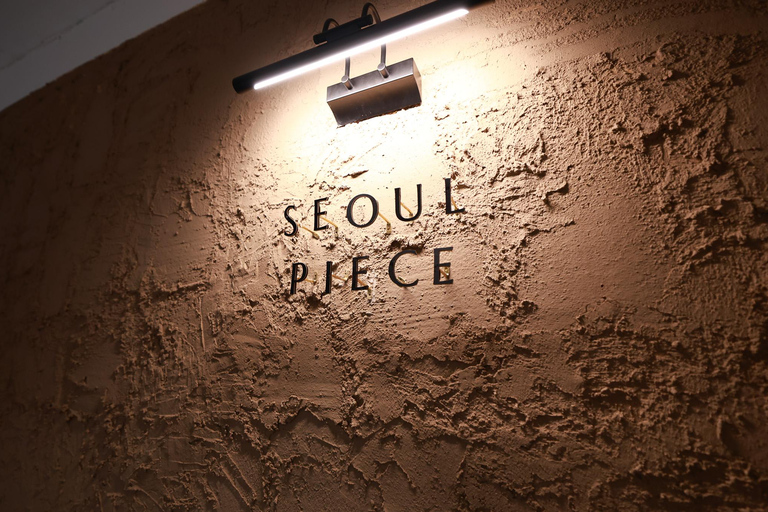 Seoul: Mother-of-Pearl Jewelry Workshop in Myeong-dong Option B: Wearable Memory (Hanbok Accessory)