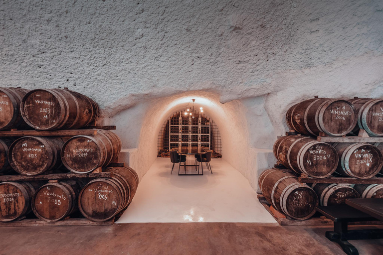 Santorin: 4,5-stündige halbprivate Tour durch die WeinrebenTour am Morgen