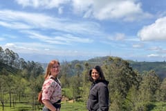 Kandy: Teeplantage, Fabrik & Wasserfälle, Ambuluwawa-Tour