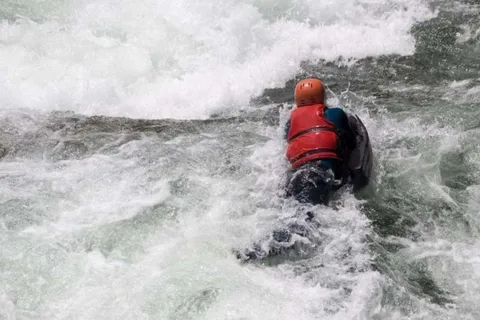 Hidrovelocidade de adrenalina no Vale Brembana