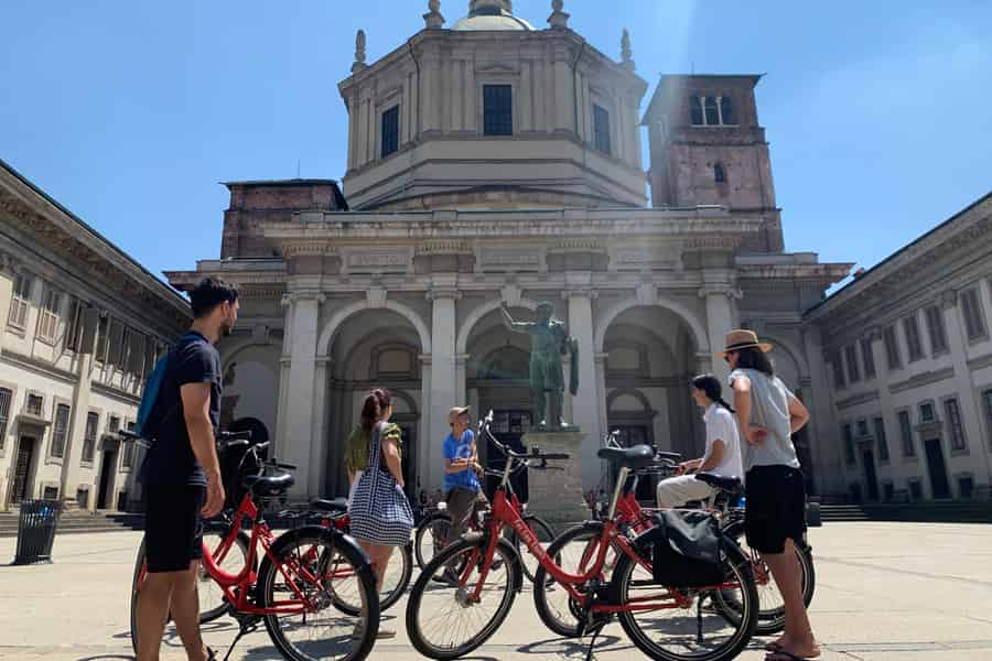 Mailand: Fahrradtour zu den Highlights der Stadt. Foto: GetYourGuide Mailand: Fahrradtour zu den Highlights der Stadt. Foto: GetYourGuide