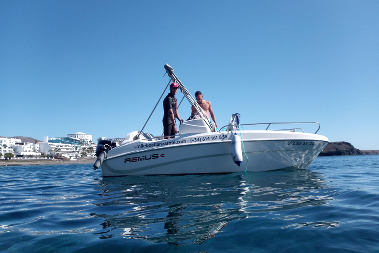 Selbstfahrende Bootsvermietung in Playa BlancaBoot mieten 1 Stunde