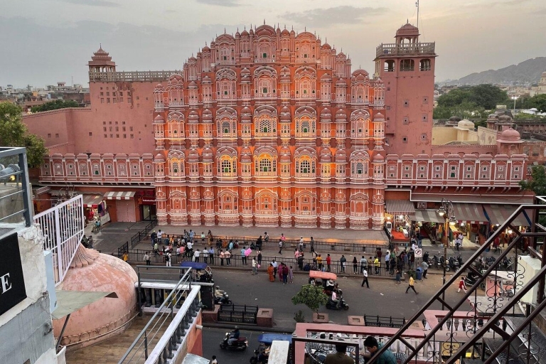 From Delhi: Jaipur City Private Day Tour by Fast Train Tour with - 2nd Class Train, AC Car & Guide Only