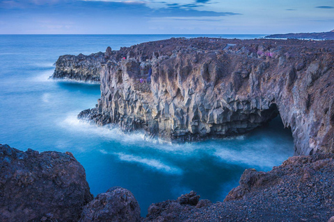 Lanzarote: Timanfaya, El Golfo, and Los Hervideros Tour