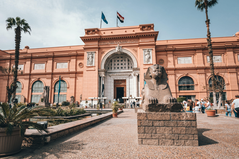 El Cairo/Giza: Museo Egipcio y Khan el-Khalili Tour guiadoTour privado con entradas y comida