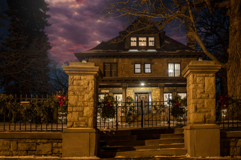 St. Paul: Twin Cities Haunts Ghost Walking Tour Mansions of Mystery 1.5-Hour Standard Tour