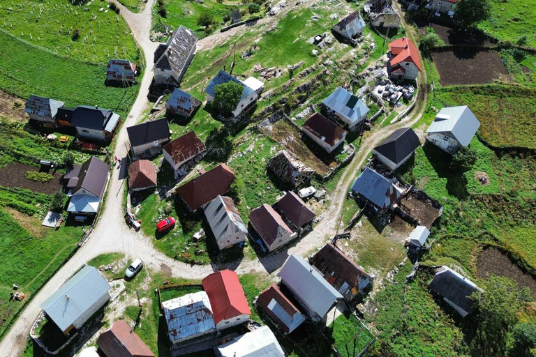 Sarajevo: Lukomir Village Tour with Local Food Tasting
