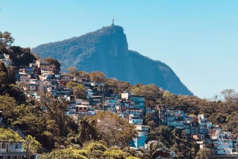 Motorbike Tour in the Vidigal Favela