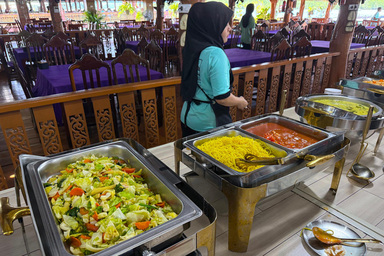 Phuket : visite privée de James Bond, Ko Panyi et Samet NangshePhuket : visite privée à James Bond, Ko Panyi et Samet Nangshe