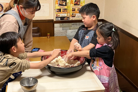 Nara: Udon and Tempura Cooking Class with Tasting うどん