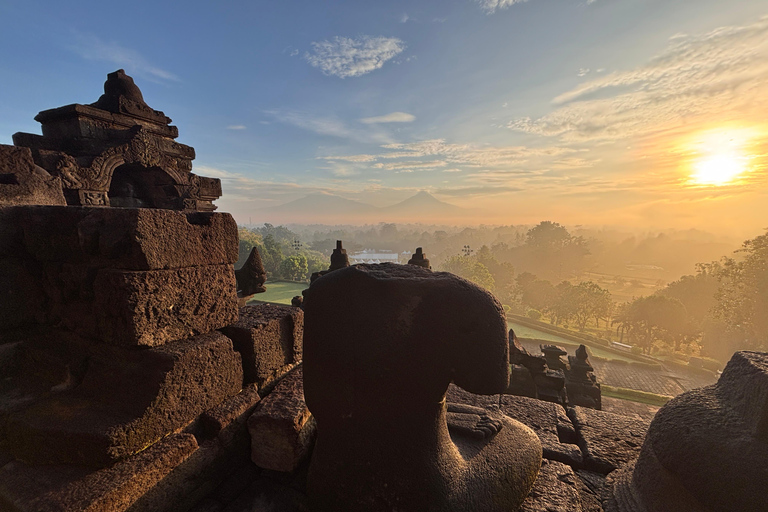 Yogyakarta: Borobudur Full Climb Up Tour With Semarang Drop Borobudur Sunrise