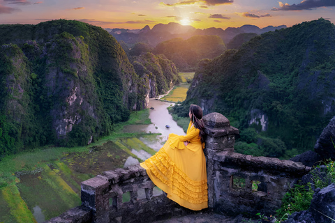 Hanoi: 4-Days UNESCO Luxury Ha Long/Lan Ha & Ninh Binh Tour 4D3N with 3-Star Overnight Cruise in Halong Bay