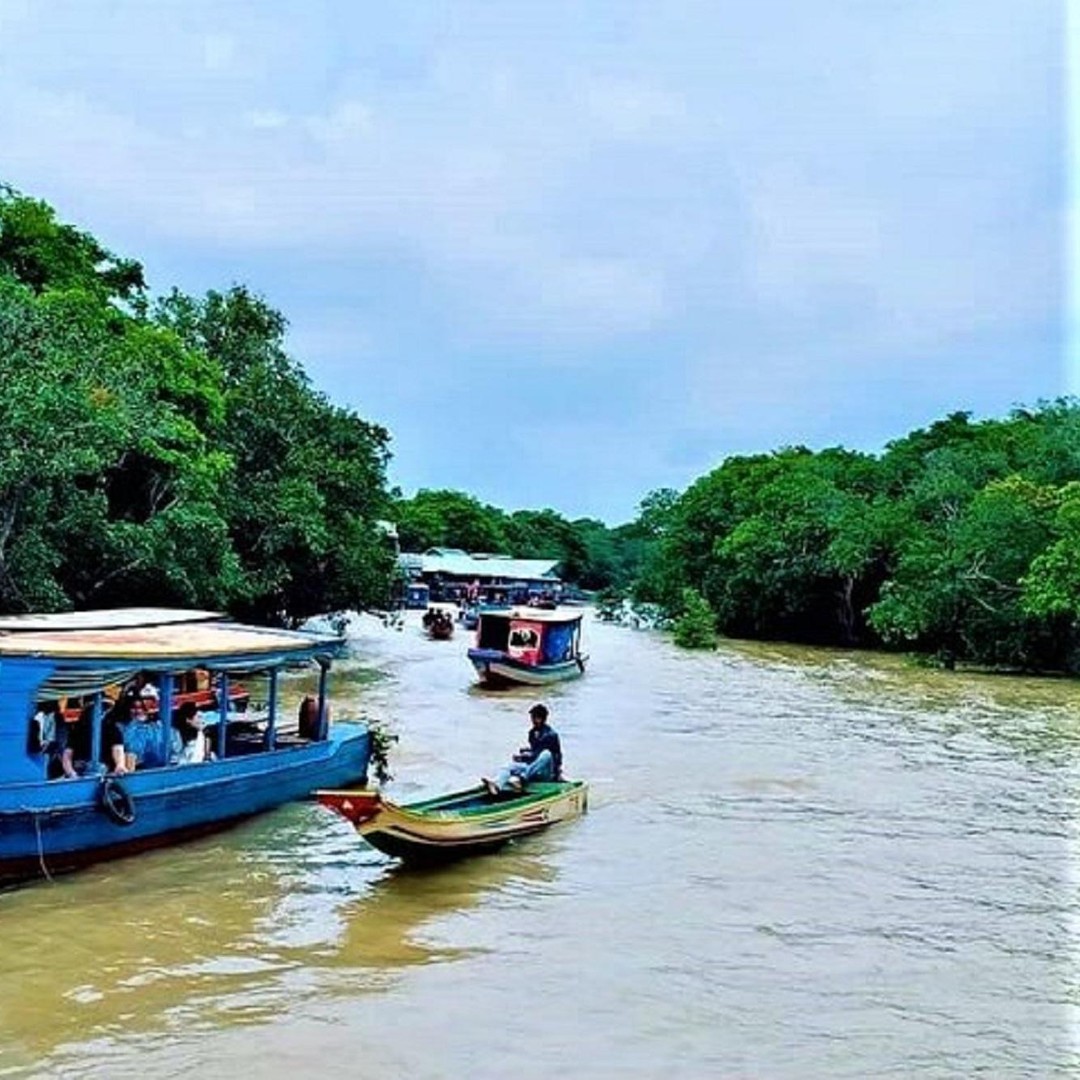 Colagem de mídia