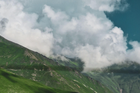 Tbilisi: Kazbegi, Gudauri & Truso Valley 4x4 Adventure